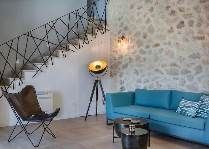 King Side Makriotika